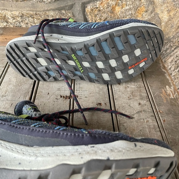 New Merrell Women’s Sneakers - Picture 3 of 7